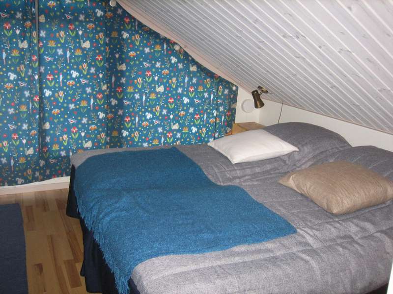 Sovrum 4 stort med dubbelsäng