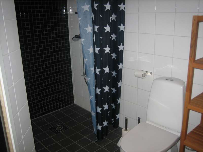 Badrum 1 Toalett dusch