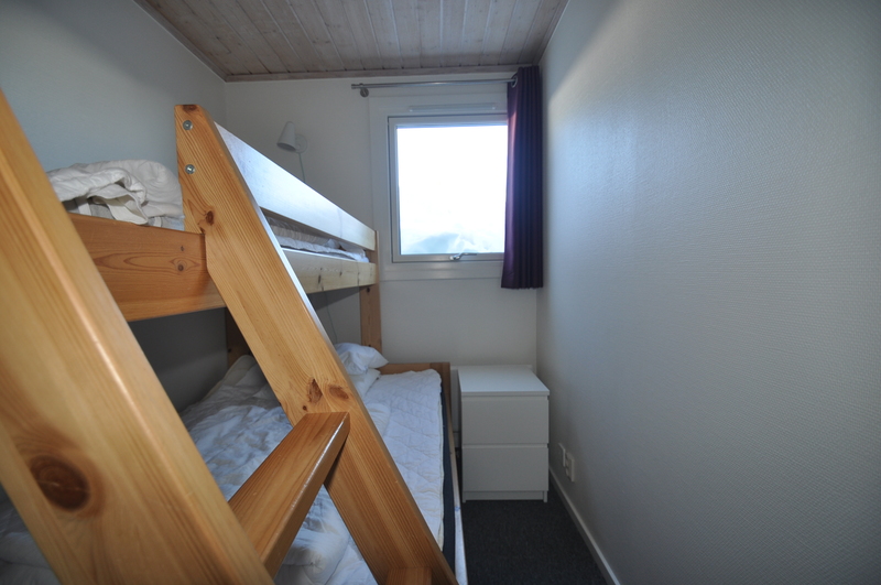 Sovrum 1 med en våningssäng