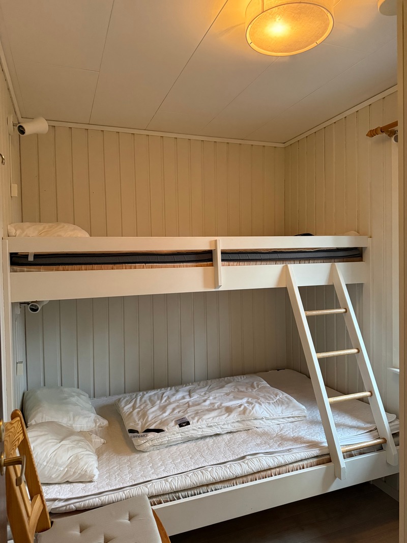 Sovrum 2 med en våningssäng 2+1 bäddar